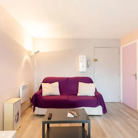Apartment Le Centre By Interhome
