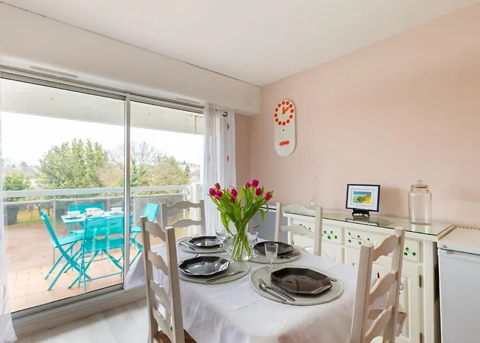 Le Centre By Interhome *